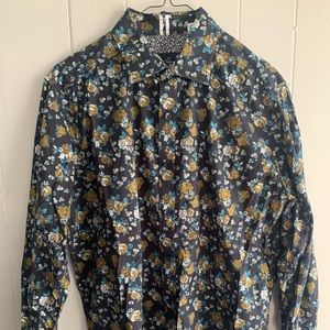 Robert Graham Button Down Dress Shirt Large